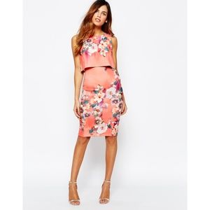 Pink Floral Body-Conscious Scuba Dress Size 6